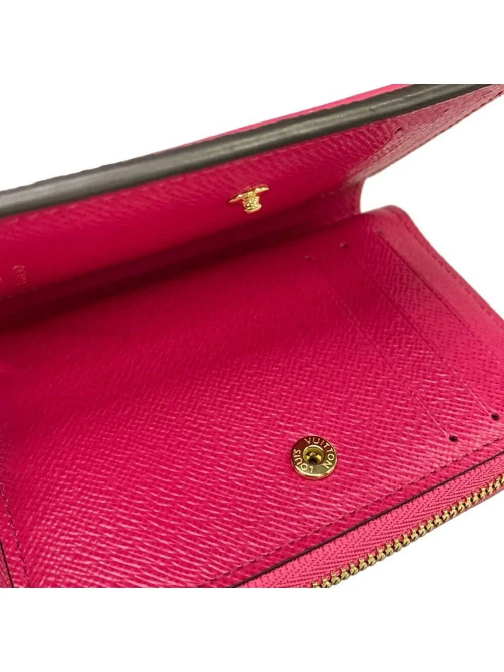 Louis Vuitton category bifold